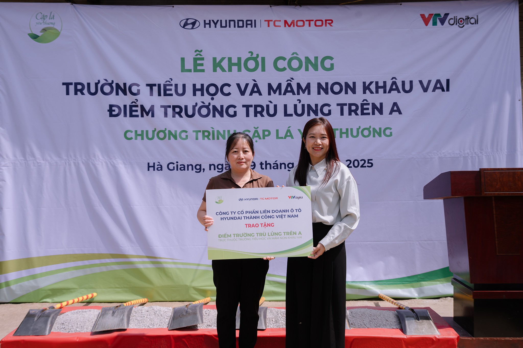 Hyundai Thành Công Việt Nam cùng "Cặp lá yêu thương" khởi công xây dựng điểm trường Trù Lủng Trên A - 3 Hyundai Thành Công Việt Nam cùng "Cặp lá yêu thương" khởi công xây dựng điểm trường Trù Lủng Trên A - 3